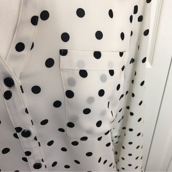 Express Polka Dot Button Down Blouse Size XS EUC - Picture 10 of 16